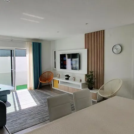 Semesterbostad View Vela House *