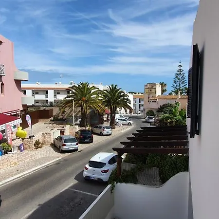 View Vela House בית נופש *